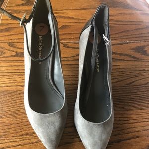 Grey BCBGeneration pump with strap